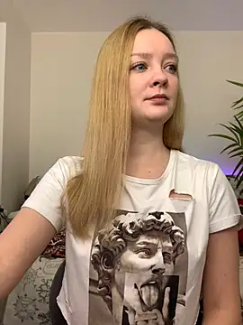 Snapshot of Radiants_two chatting on December 2024 01:26:01 AM Radiants two online show from December 2024 01:26:01 AM