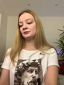 Snapshot of Radiants_two chatting on December 2024 04:28:02 AM Radiants two online show from December 2024 04:28:02 AM