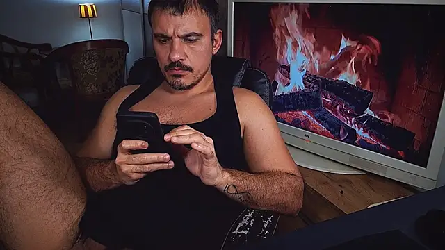 Snapshot of officeman7 chatting on January 2025 07:21:02 PM officeman7 online show from January 2025 07:21:02 PM