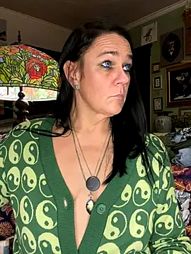 Snapshot of sexyasscougar chatting on November 2025 01:28:01 AM sexyasscougar online show from November 2025 01:28:01 AM