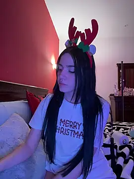 Snapshot of ShannonShanny chatting on December 2024 07:52:02 PM ShannonShanny online show from December 2024 07:52:02 PM