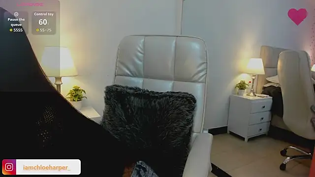 Snapshot of ChloeHarper_ chatting on November 2025 11:43:01 AM ChloeHarper online show from November 2025 11:43:01 AM