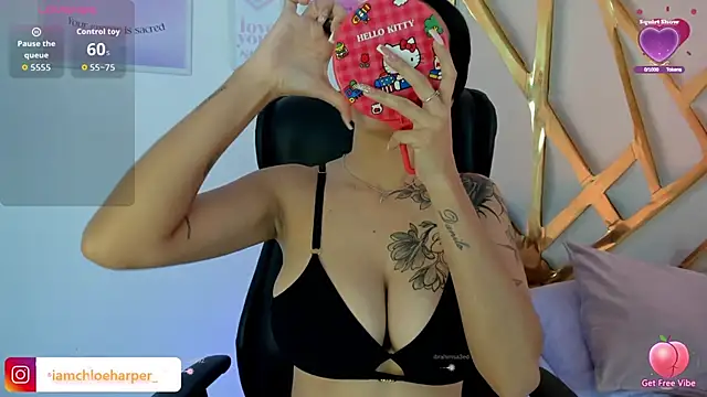 Snapshot of ChloeHarper_ chatting on November 2025 12:58:02 PM ChloeHarper online show from November 2025 12:58:02 PM