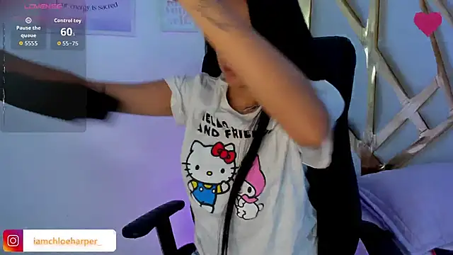 Snapshot of ChloeHarper_ chatting on November 2025 06:40:01 PM ChloeHarper online show from November 2025 06:40:01 PM