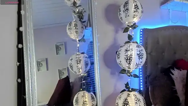 Pandorakarl online show from November 2025 06:50:01 AM