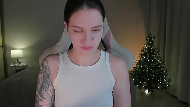 Sonia moon  online show from December 2024 01:21:01 AM