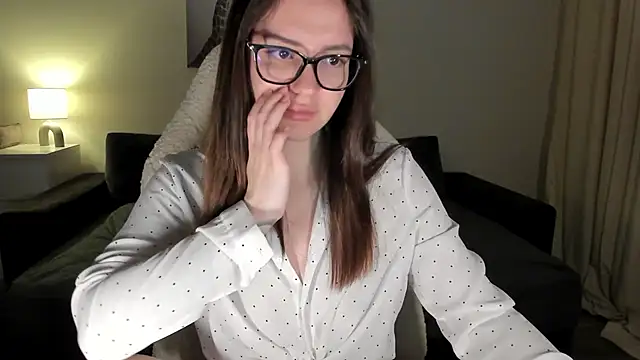 Sonia moon  online show from March 2025 01:21:01 AM