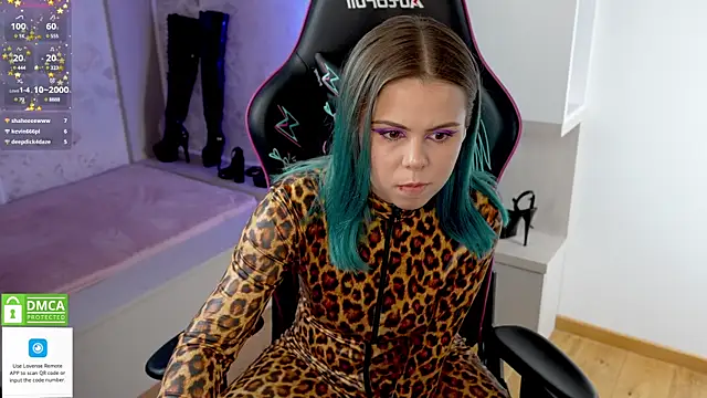 Snapshot of Latex_Kitty chatting on January 2025 02:22:01 PM Latex Kitty online show from January 2025 02:22:01 PM