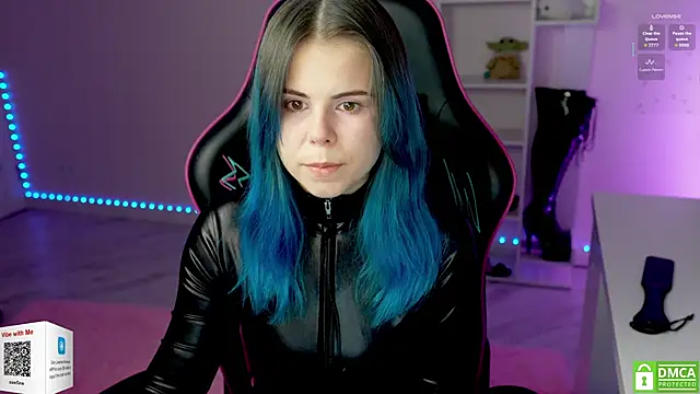 Snapshot of Latex_Kitty chatting on November 2025 03:01:02 PM Latex Kitty online show from November 2025 03:01:02 PM