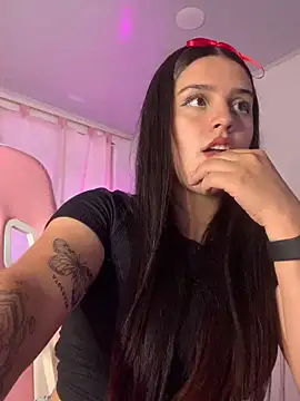 violet-333 online show from December 2024 04:58:01 PM