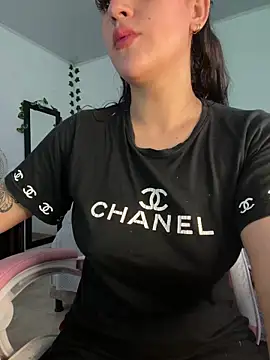 violet-333 online show from February 2025 04:53:02 PM