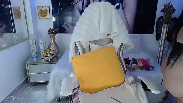 perlasharick 3 online show from December 2024 02:17:02 PM