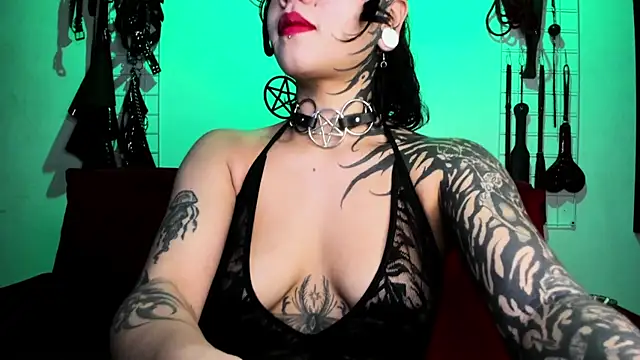 irregular fetish  online show from March 2026 09:18:02 PM