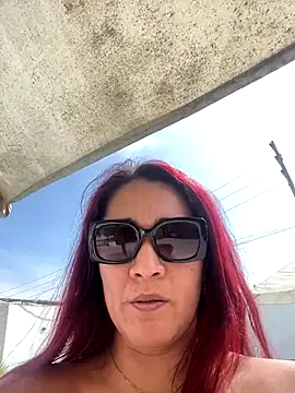 LISA BULLOCK  online show from October 2025 07:13:01 PM