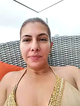 scarlett moore online show from February 2025 04:56:02 PM