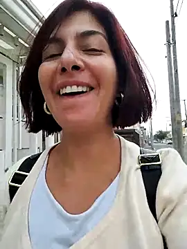 scarlett moore online show from March 2025 09:26:02 PM