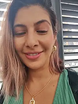 scarlett moore online show from October 2025 02:46:01 PM