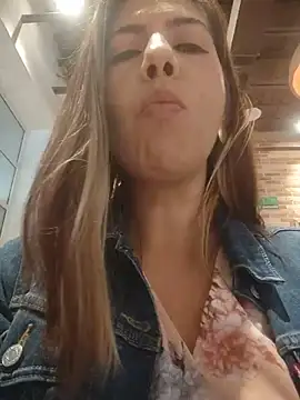 Snapshot of scarlett_moore chatting on June 2026 03:47:01 PM scarlett moore online show from June 2026 03:47:01 PM