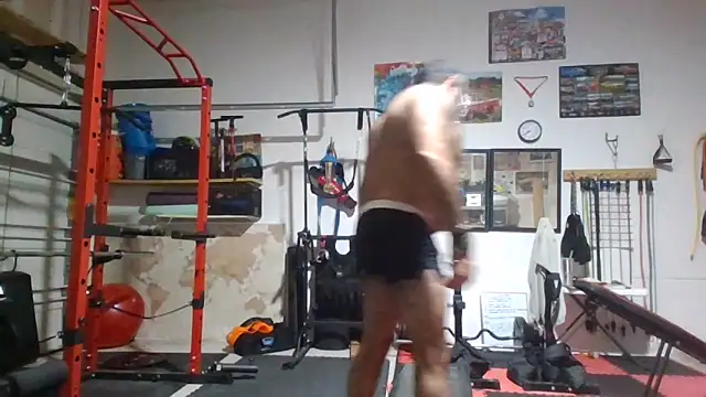 chainjulious online show from April 2026 12:39:01 PM