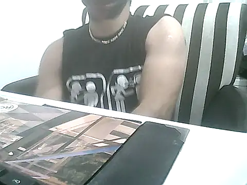 MezaRDanOnLineee online show from December 2024 11:06:02 PM