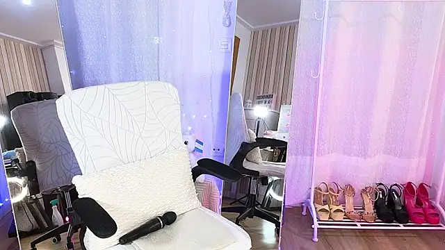 Snapshot of Tawny_cox chatting on November 2025 10:54:01 AM Tawny cox online show from November 2025 10:54:01 AM