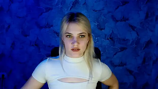 Snapshot of nika_gold1 chatting on December 2024 05:36:02 PM nika gold1 online show from December 2024 05:36:02 PM