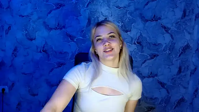 Snapshot of nika_gold1 chatting on December 2024 08:40:02 PM nika gold1 online show from December 2024 08:40:02 PM