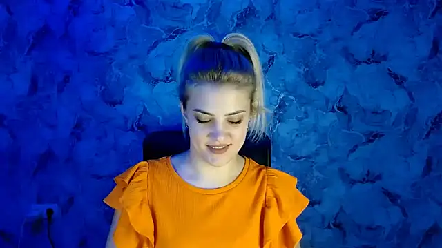 Snapshot of nika_gold1 chatting on December 2024 05:31:02 PM nika gold1 online show from December 2024 05:31:02 PM