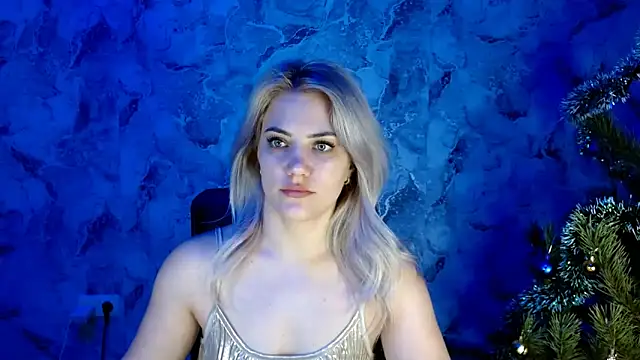 Snapshot of nika_gold1 chatting on December 2024 04:08:02 PM nika gold1 online show from December 2024 04:08:02 PM