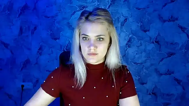 Snapshot of nika_gold1 chatting on January 2025 09:47:02 PM nika gold1 online show from January 2025 09:47:02 PM