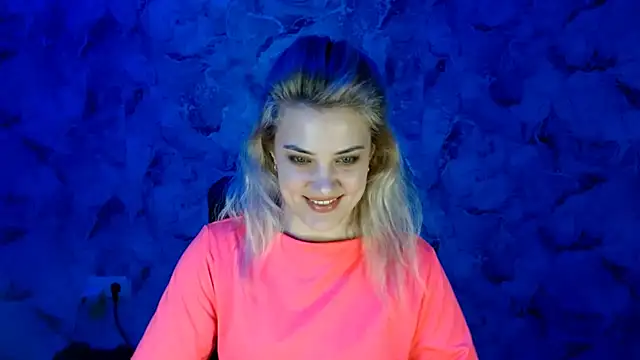 Snapshot of nika_gold1 chatting on February 2025 07:49:01 PM nika gold1 online show from February 2025 07:49:01 PM