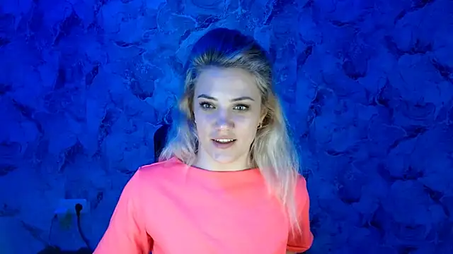 Snapshot of nika_gold1 chatting on February 2025 10:51:01 PM nika gold1 online show from February 2025 10:51:01 PM