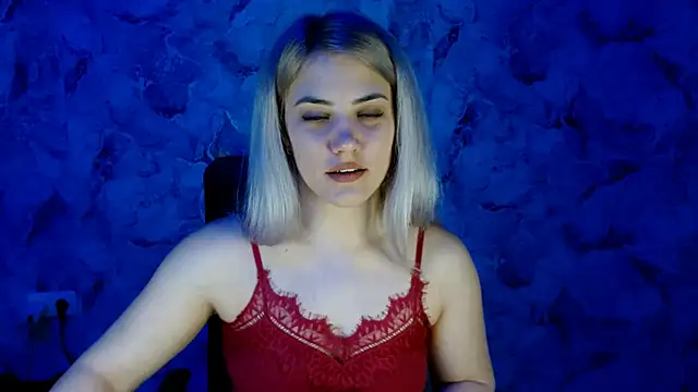 Snapshot of nika_gold1 chatting on February 2025 07:03:02 PM nika gold1 online show from February 2025 07:03:02 PM