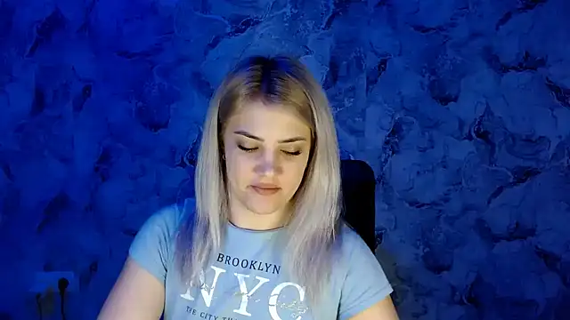 Snapshot of nika_gold1 chatting on February 2025 04:35:02 PM nika gold1 online show from February 2025 04:35:02 PM