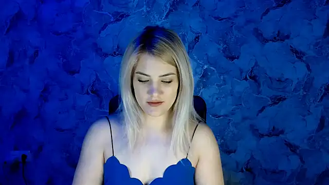 Snapshot of nika_gold1 chatting on March 2025 02:29:01 PM nika gold1 online show from March 2025 02:29:01 PM