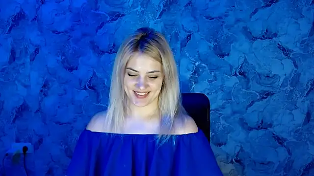 Snapshot of nika_gold1 chatting on March 2025 06:10:02 PM nika gold1 online show from March 2025 06:10:02 PM