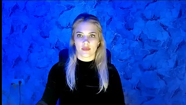 Snapshot of nika_gold1 chatting on September 2025 07:40:02 PM nika gold1 online show from September 2025 07:40:02 PM