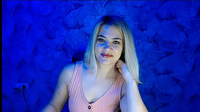 Snapshot of nika_gold1 chatting on October 2025 12:30:01 PM nika gold1 online show from October 2025 12:30:01 PM