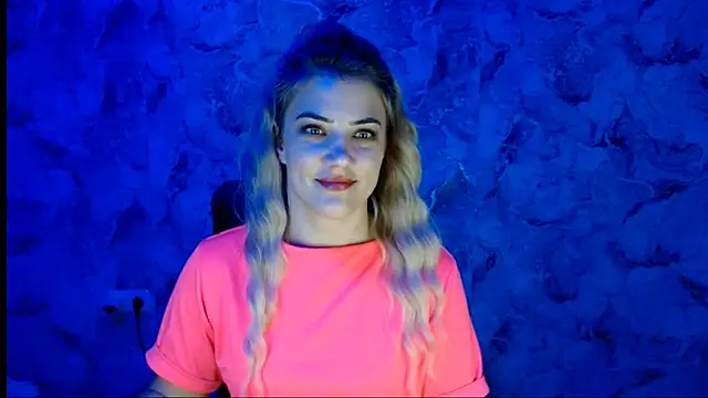 Snapshot of nika_gold1 chatting on November 2025 04:07:02 PM nika gold1 online show from November 2025 04:07:02 PM