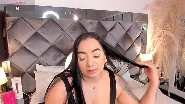 Snapshot of sofhiaa_adaams chatting on November 2025 09:30:02 PM sofhiaa adaams online show from November 2025 09:30:02 PM