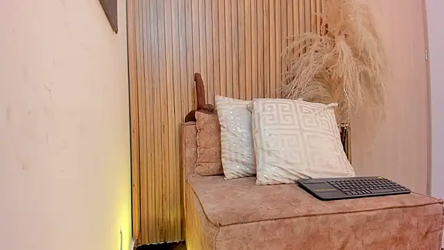 sofhiaa adaams online show from February 2026 10:59:02 PM