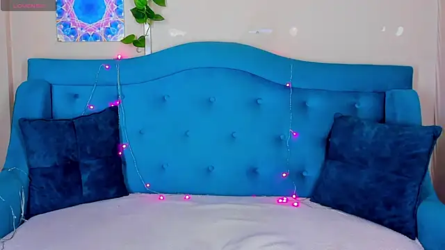 MilliStrii online show from November 2025 01:26:01 AM