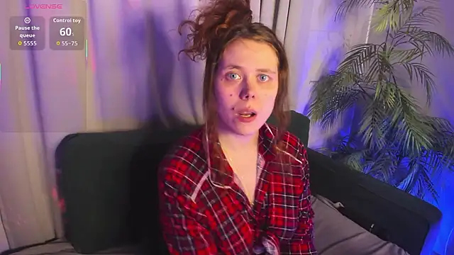 SophiePure online show from March 2026 07:53:02 PM