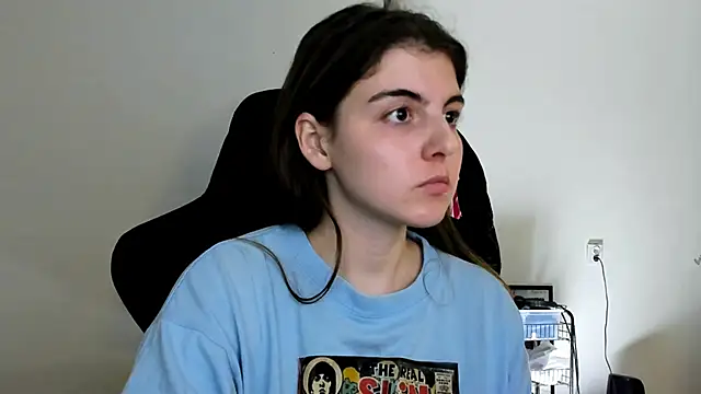 emmamurrr online show from December 2025 07:54:02 PM