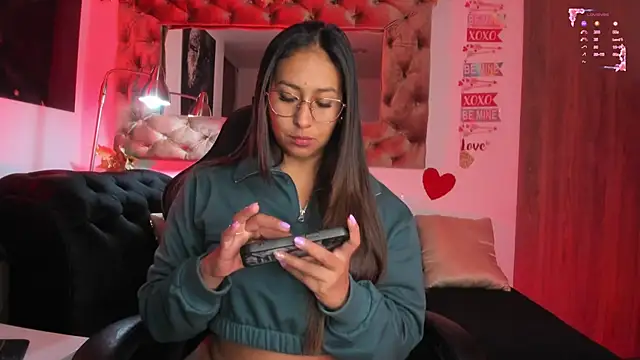 AmelyaMann online show from February 2026 11:28:01 AM