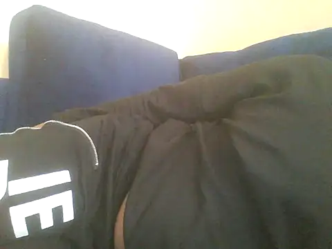 Snapshot of Sexy_Riri chatting on December 2025 01:09:02 PM Sexy Riri online show from December 2025 01:09:02 PM