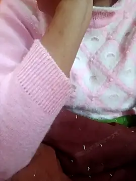 Snapshot of Mangla_Bhabhi chatting on December 2025 09:28:02 AM Mangla Bhabhi online show from December 2025 09:28:02 AM