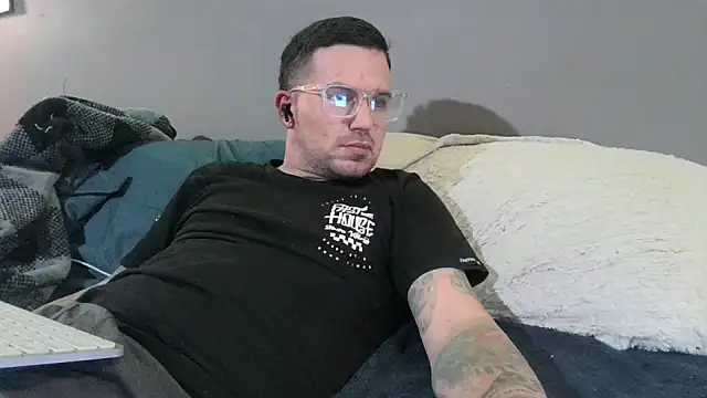 bigcocktat2dude603 online show from December 2024 09:57:01 PM