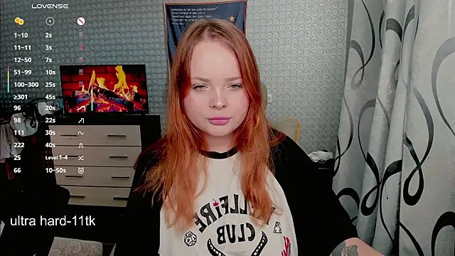 Snapshot of flower_sarah_ chatting on June 2026 04:01:02 AM flower sarah online show from June 2026 04:01:02 AM