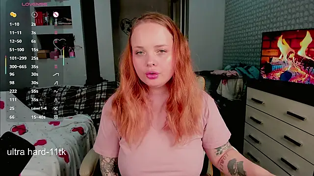 Snapshot of flower_sarah_ chatting on June 2026 08:44:02 PM flower sarah online show from June 2026 08:44:02 PM